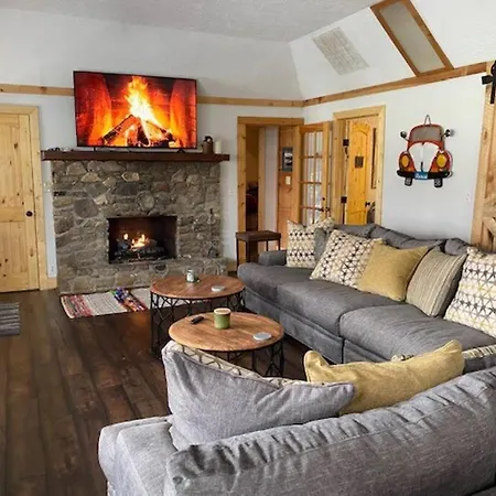 Mountain Creek Lodge